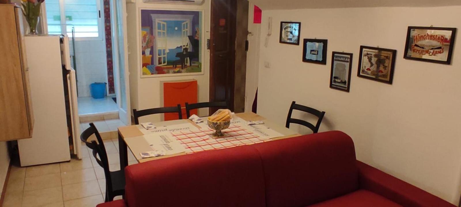 Chez Stefano Apartment Bari Ruang foto